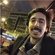 Profesor de escritura con experiencia en medios de comunicación y publicidad. Te ayudo a mejorar y encontrar tu propia voz.